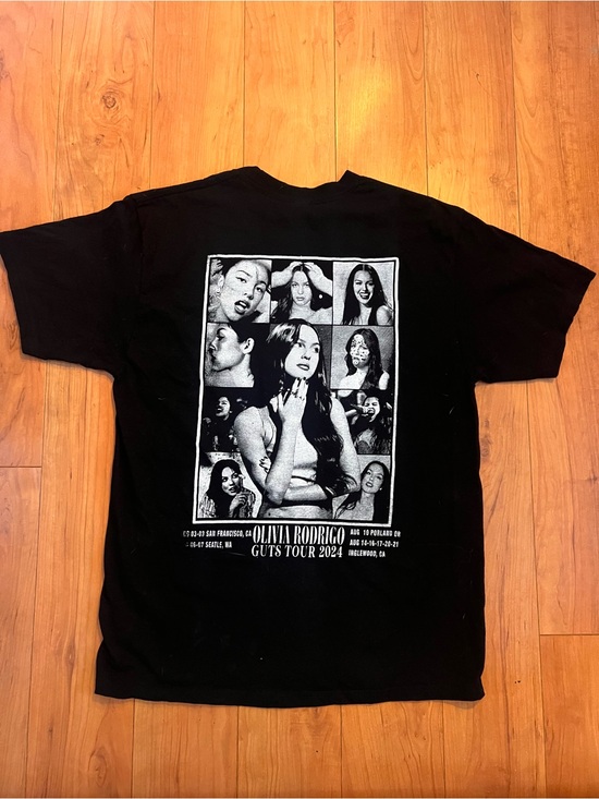 Suna Tops - Black Graphic Photo Montage Concert Tee
